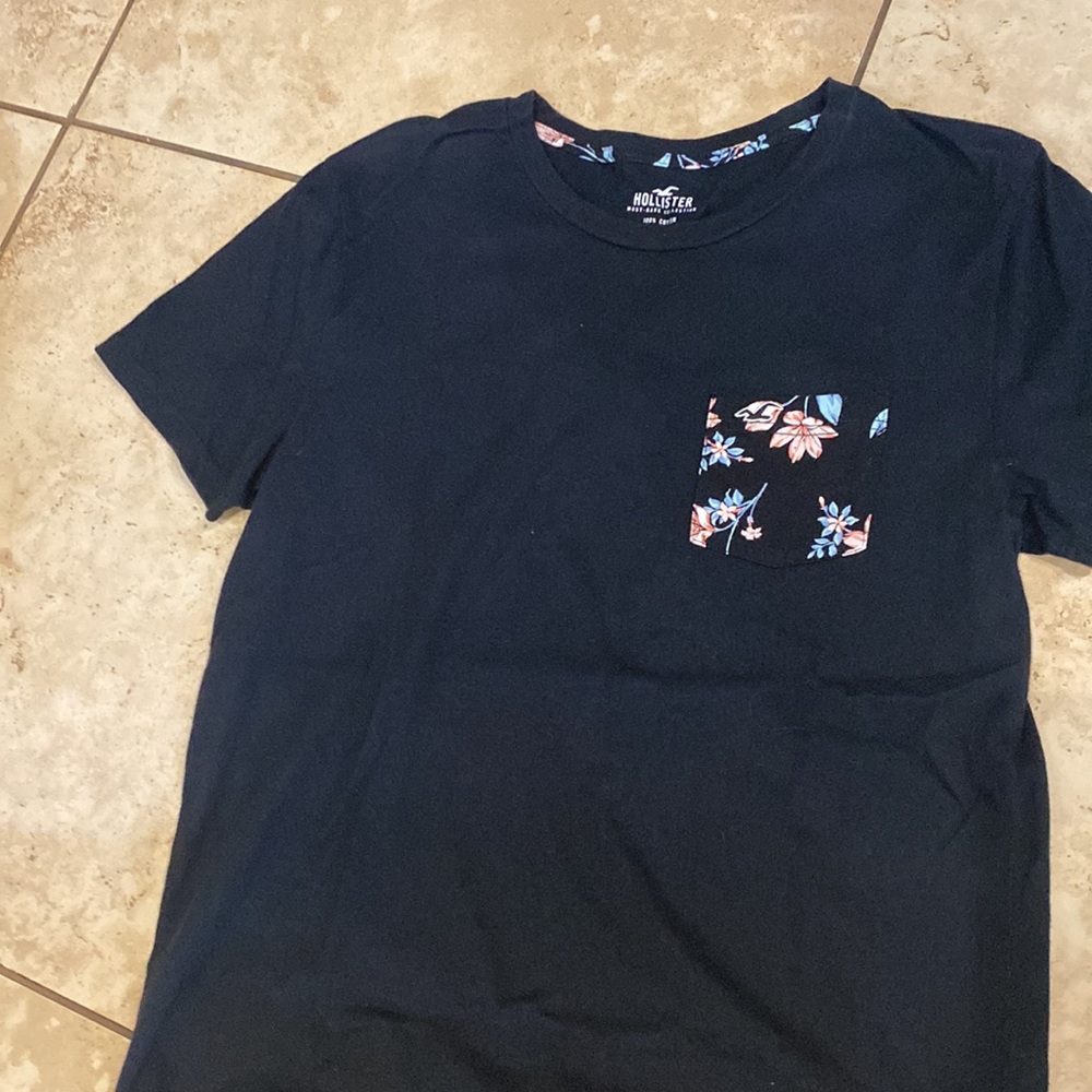 Hollister shirt with pocket